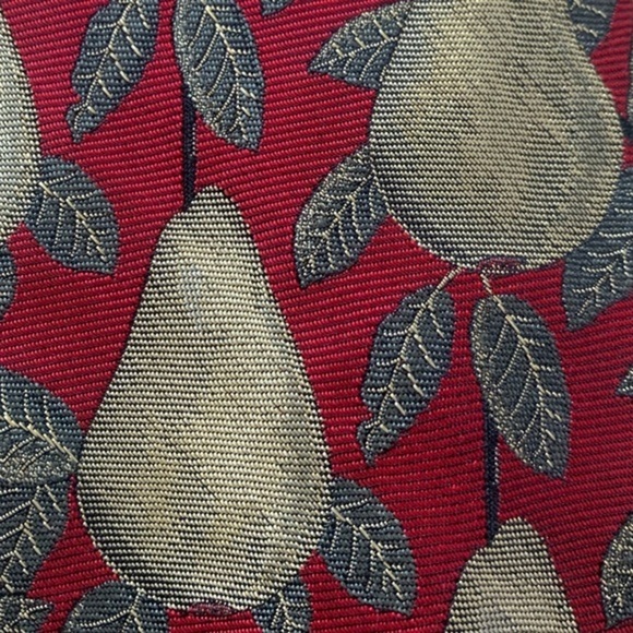 Robert Talbott “Best of Class” Pear Pattern Tie - Picture 4 of 6